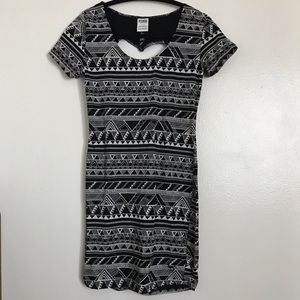 PINK dress with heart cutout Sz S